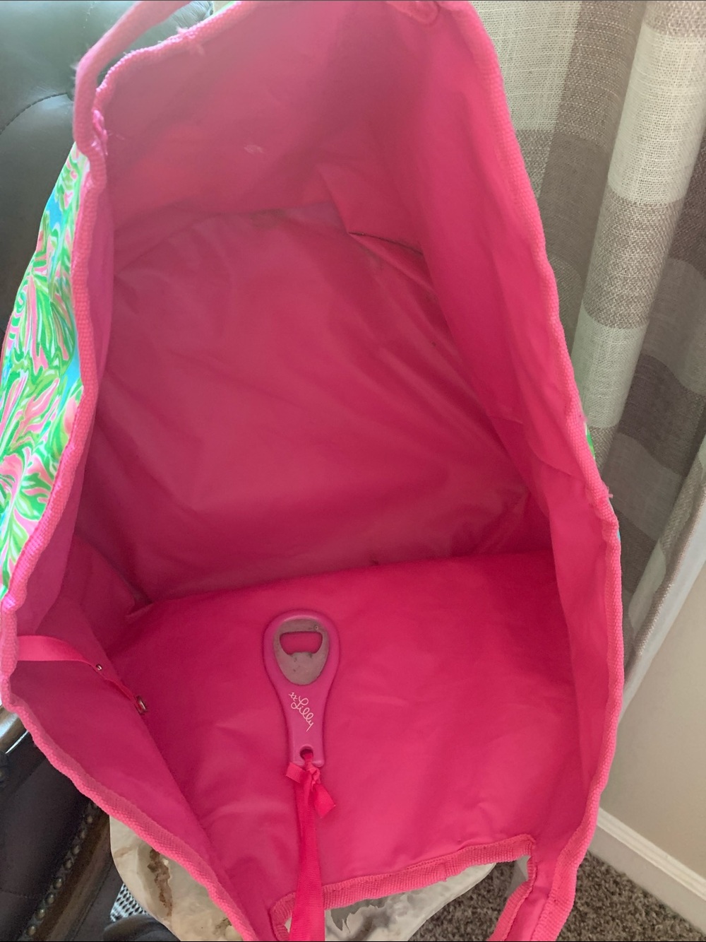 Lilly Pulitzer Insulated Beach Pool Tote - Picture 3 of 5